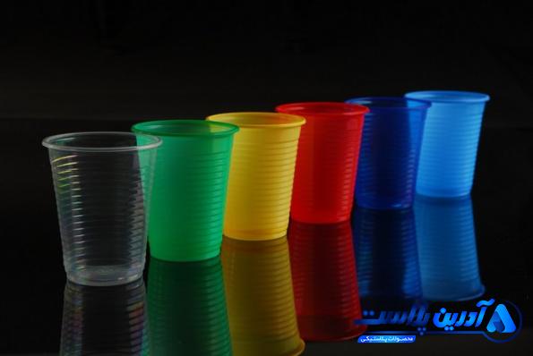 لیوان پلاستیکی ضخیم با رعایت تمام نکات تولید شده